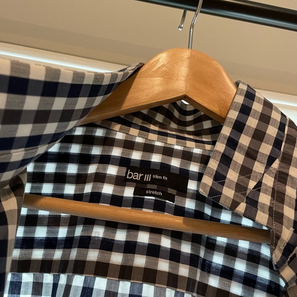 Large Button Up - Picture 2 of 3